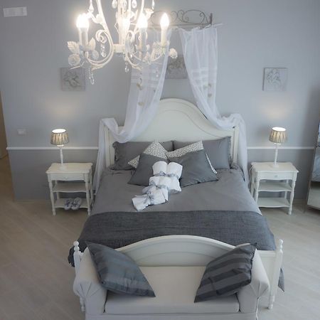 B&B Donna Ada Salerno Luaran gambar