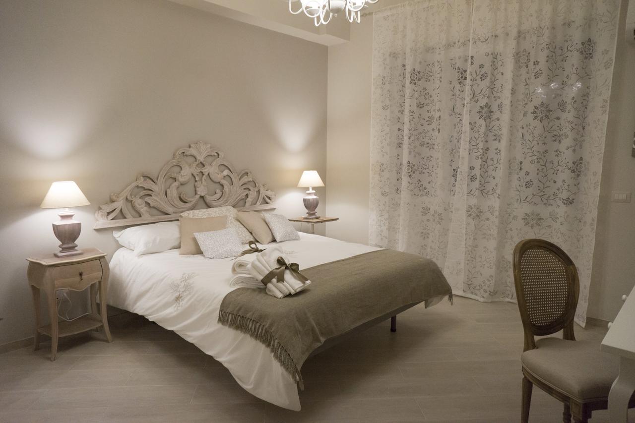 B&B Donna Ada Salerno Luaran gambar