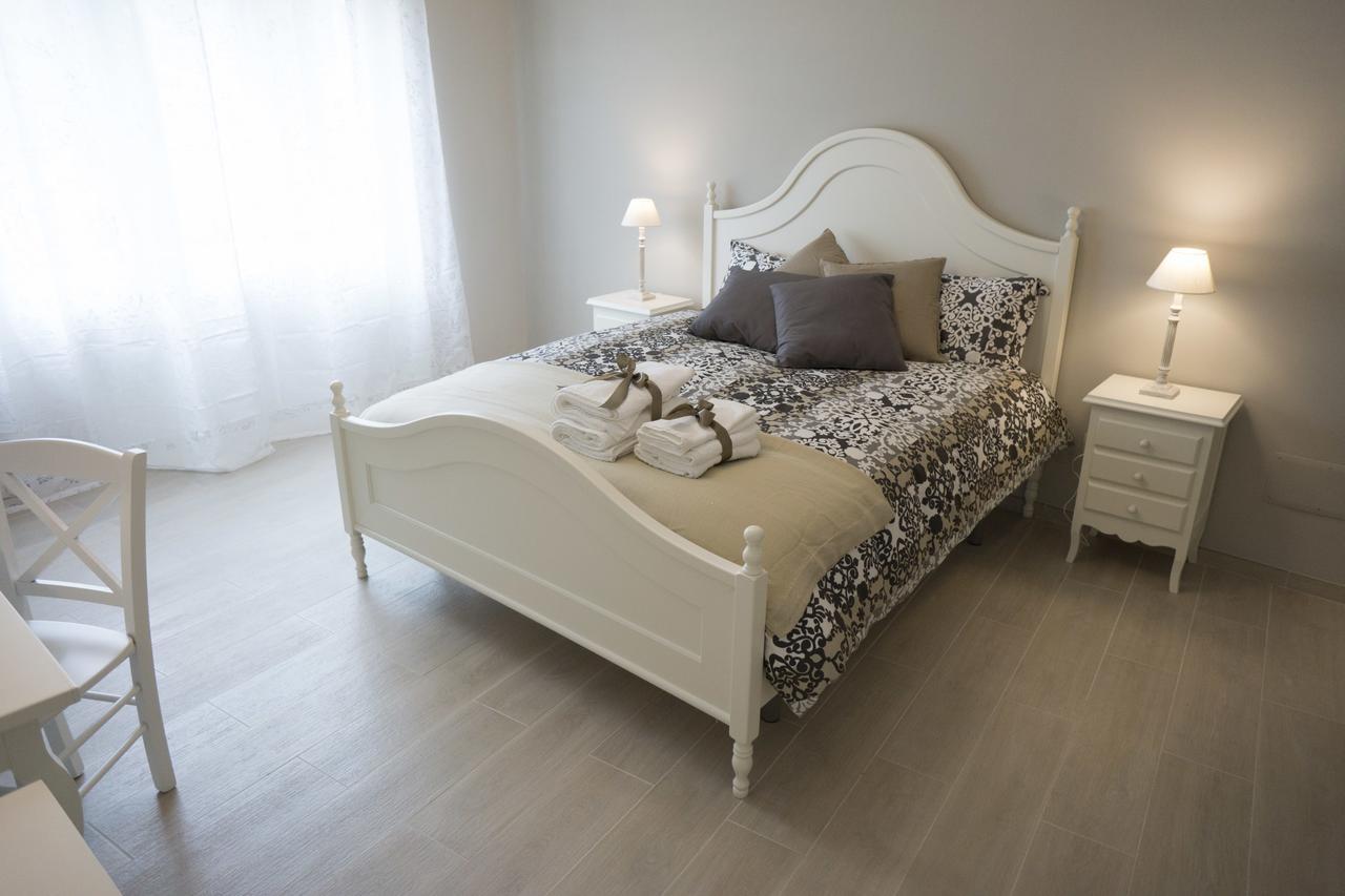 B&B Donna Ada Salerno Luaran gambar
