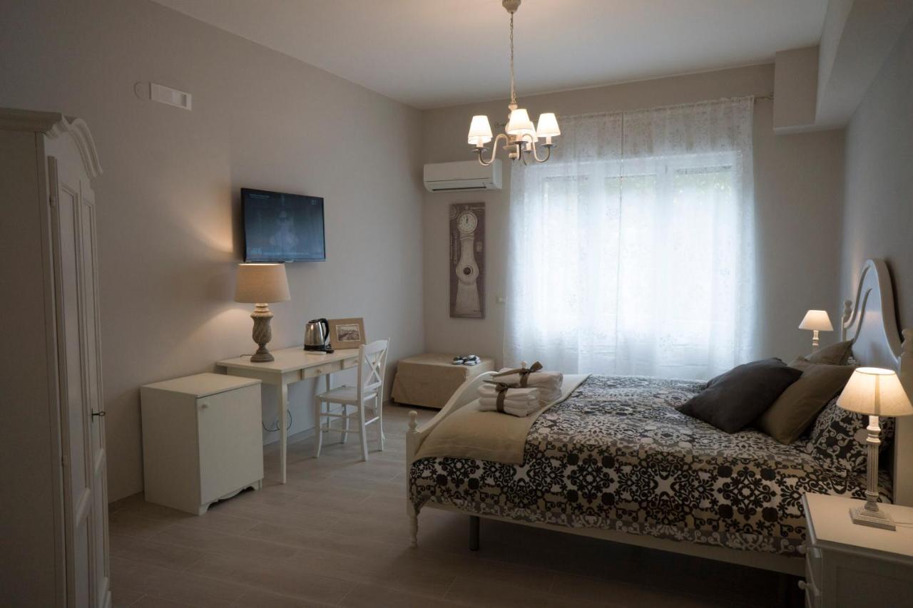 B&B Donna Ada Salerno Luaran gambar